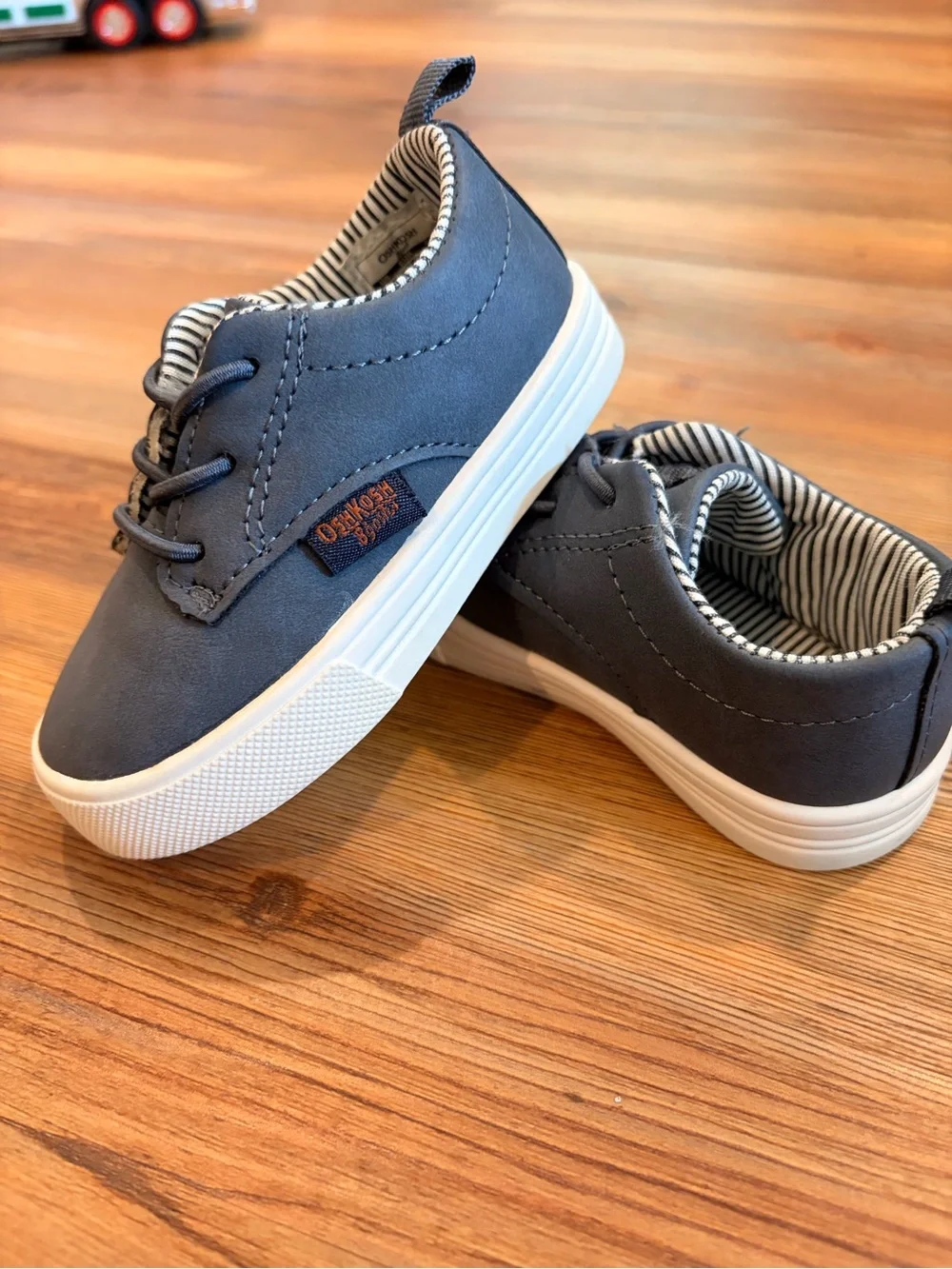 OshKosh B'gosh Navy and White Toddler Lace-Up Sneakers